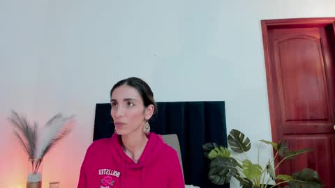 Nina online show from 7, 3, 2025