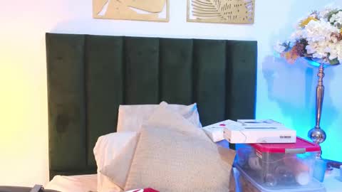 Nina online show from 8, 10, 2025