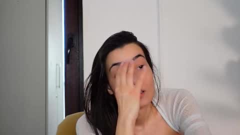 NinaCrystal online show from 17, 2, 2026