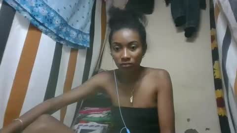 ninaeaa online show from 5, 2, 2026