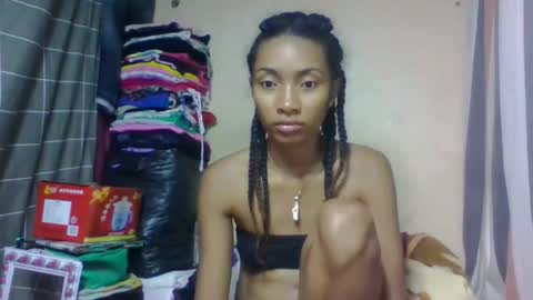 ninaeaa online show from 25, 5, 2026