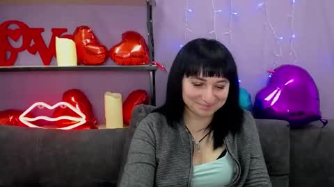 ninaflawlees online show from 1, 3, 2025