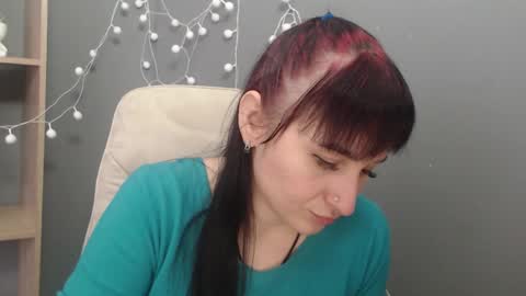 ninaflawlees online show from 18, 1, 2026