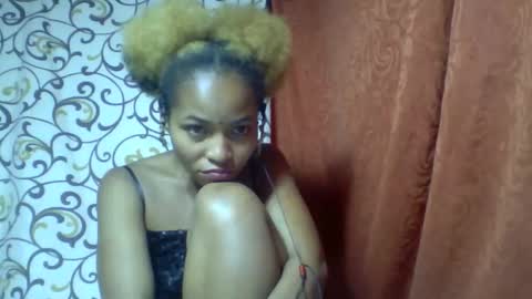 Ninah9794 online show from 19, 12, 2025