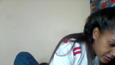 Snapshot of ninah_rise chatting on 15, 12, 2025 ninah_rise online show from 15, 12, 2025