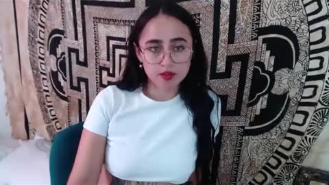 N I N A online show from 20, 12, 2024