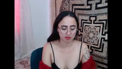 N I N A online show from 30, 12, 2024