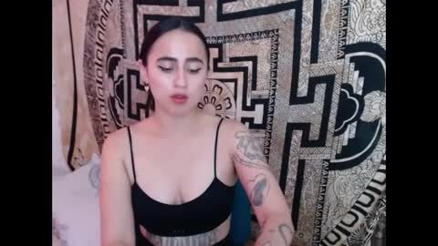 N I N A online show from 30, 12, 2024