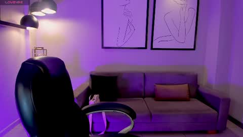 Snapshot of ninamichelle_ chatting on 16, 7, 2026 Nina online show from 16, 7, 2026