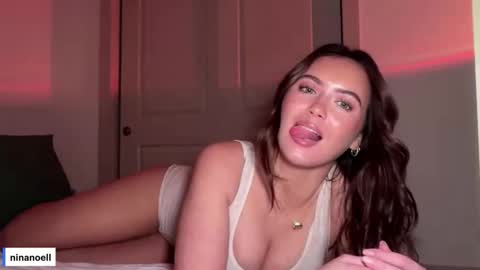 Snapshot of ninanoell chatting on 19, 2, 2026 Nina online show from 19, 2, 2026