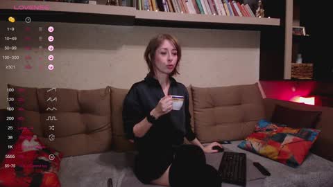 Snapshot of ninanovalicious chatting on 13, 12, 2024 NinaNovalicious online show from 13, 12, 2024