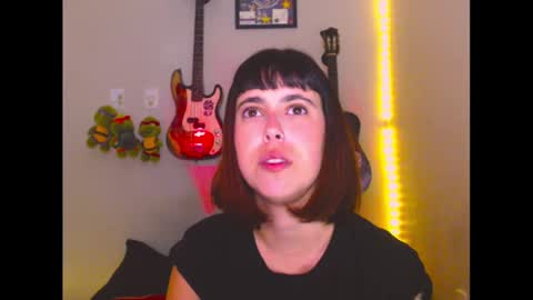 ninapellegrini17 online show from 9, 10, 2025
