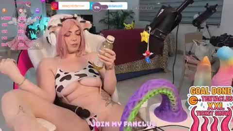 Snapshot of ninapoledance chatting on 29, 9, 2025 Nina online show from 29, 9, 2025