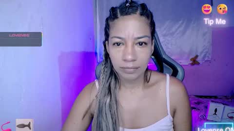 Snapshot of ninatinydoll1 chatting on 13, 10, 2025 ninatinydoll1 online show from 13, 10, 2025