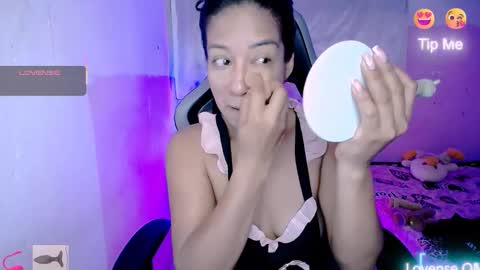 Snapshot of ninatinydoll1 chatting on 16, 10, 2025 ninatinydoll1 online show from 16, 10, 2025