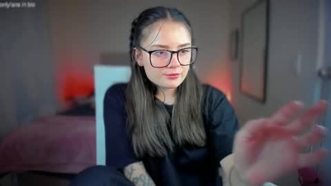 ninavolkov online show from 2, 3, 2025