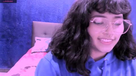 Snapshot of ninayellow chatting on 12, 9, 2025 Nina online show from 12, 9, 2025