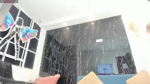 nini_beyker online show from 18, 5, 2026
