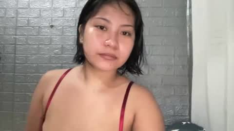 Snapshot of nini_luvskorn chatting on 4, 7, 2026 nini_luvskorn online show from 4, 7, 2026