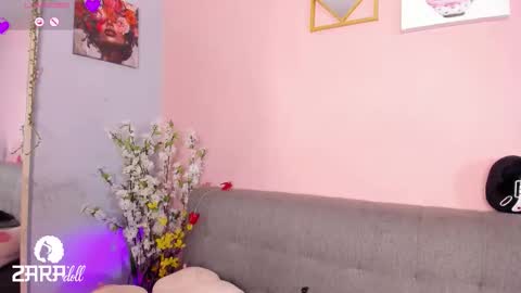 Snapshot of nini_martinii chatting on 20, 9, 2025 NINI online show from 20, 9, 2025