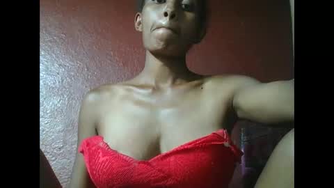 ninie246746 online show from 25, 1, 2025