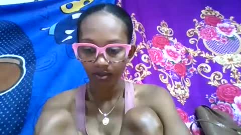 ninie246746 online show from 11, 5, 2026