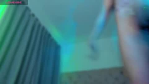 Snapshot of ninonbeart chatting on 15, 3, 2026 Ninon Beart online show from 15, 3, 2026