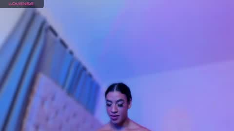 Ninon Beart online show from 15, 5, 2026