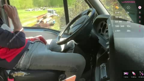 Snapshot of ninosolo_35 chatting on 4, 4, 2026 ninosolo 35 online show from 4, 4, 2026