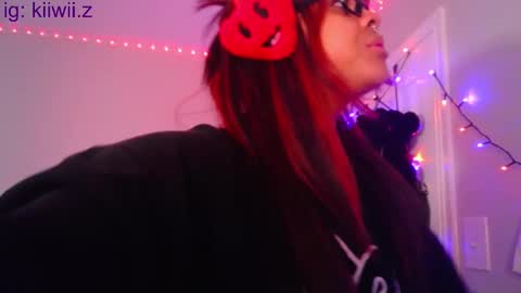 Snapshot of nintendhoe_ chatting on 20, 2, 2025 kiwi online show from 20, 2, 2025