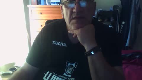 Snapshot of nionios67 chatting on 29, 9, 2025 Dennis online show from 29, 9, 2025