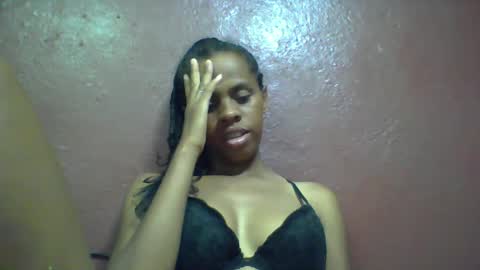 Snapshot of nirinahfy chatting on 12, 1, 2025 nirinahfy online show from 12, 1, 2025