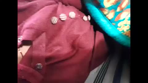 Snapshot of nisha800411 chatting on 8, 1, 2025 Nisha online show from 8, 1, 2025