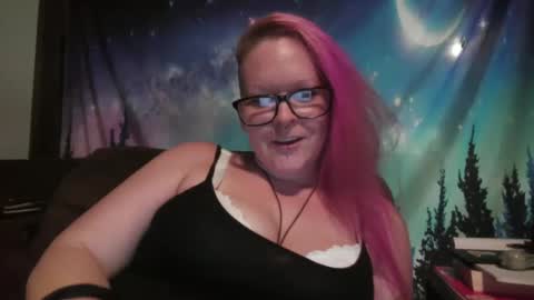 Snapshot of nixiesixx chatting on 18, 9, 2025 NixieSixx online show from 18, 9, 2025