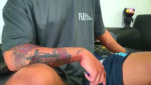 Nicolas Muscle online show from 13, 2, 2025