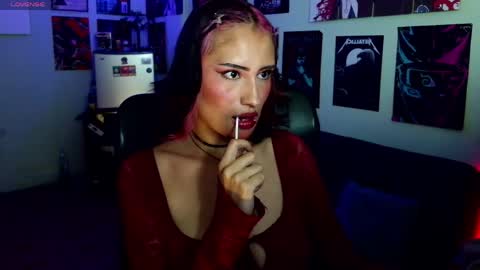 Nixxie  online show from 14, 5, 2026