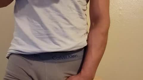 niyo1996 online show from 7, 4, 2026