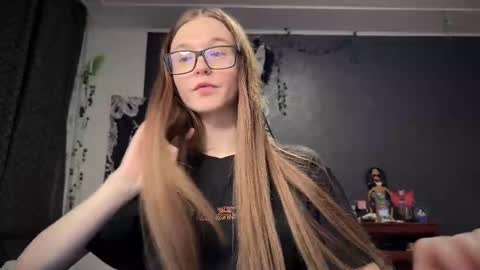 Tears Lora online show from 6, 3, 2025