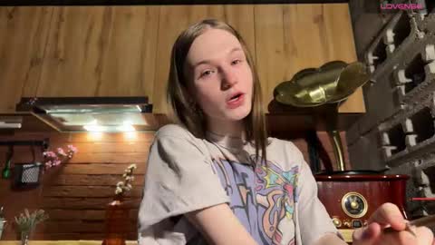 Tears Lora online show from 11, 1, 2026