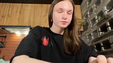 Snapshot of nloraaa chatting on 2, 4, 2026 Tears Lora online show from 2, 4, 2026