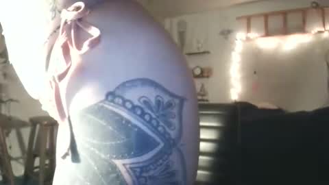 No face online show from 22, 4, 2026