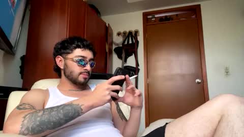 Snapshot of noa_bonucci chatting on 21, 12, 2025 noa_bonucci online show from 21, 12, 2025