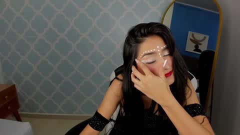 Snapshot of noaah_smith_ chatting on 1, 2, 2025 N O A A H online show from 1, 2, 2025