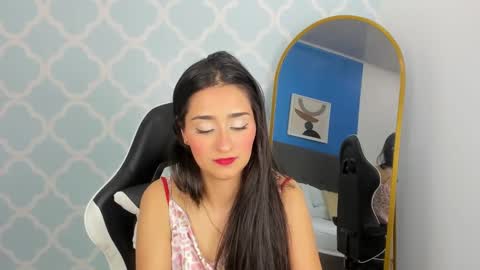 Snapshot of noaah_smith_ chatting on 7, 2, 2025 N O A A H online show from 7, 2, 2025