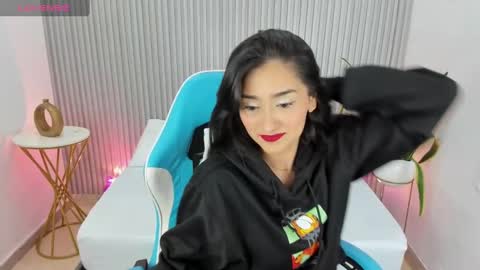 Snapshot of noaah_smith_ chatting on 11, 3, 2025 N O A A H online show from 11, 3, 2025