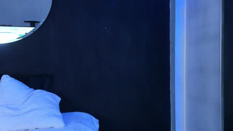 Snapshot of noah25_ chatting on 19, 11, 2025 Noah online show from 19, 11, 2025