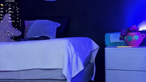 Snapshot of noah25_ chatting on 18, 12, 2025 Noah online show from 18, 12, 2025