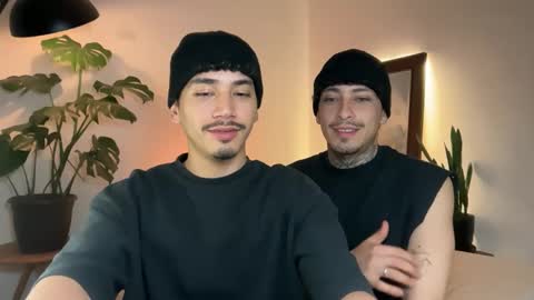 noah_and_steven online show from 31, 5, 2026