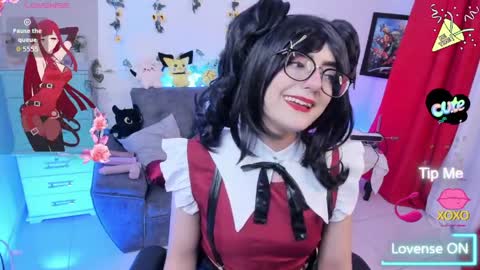 Snapshot of noah_cherry chatting on 5, 4, 2026 Anna Cherry online show from 5, 4, 2026