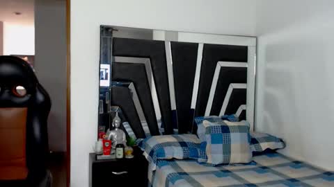 Noah Harris01 online show from 22, 2, 2026